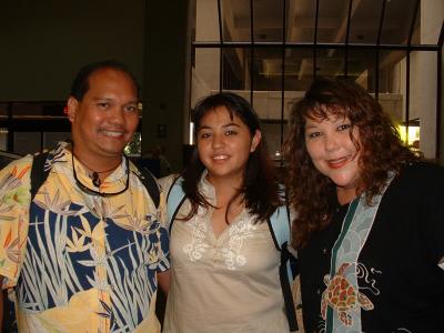 Noreen (LIH Sales)  & 'Ohana, Pau shopping and ready for AQ257