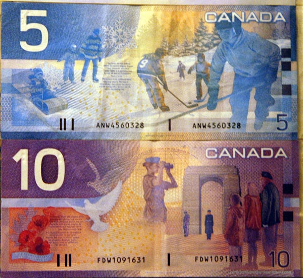 The new Canadian $5 note has an ice hockey engraving