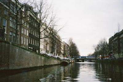 The houses lining the canals are ancient and just beautiful to look at.