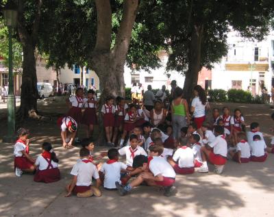 Young pupils in Havana Vieja.jpg