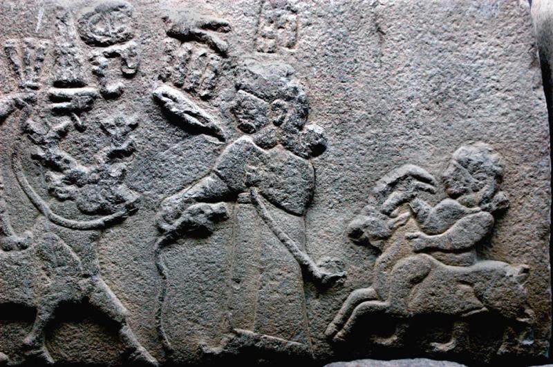 Scenes of kings meeting gods