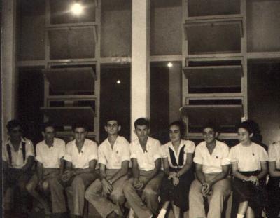 מסיבת סיום לפני הגיוס - סוף 53 - באולם