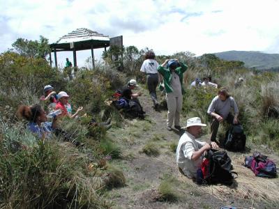 Wanderung am Kraterrand der Lagune Cuicocha