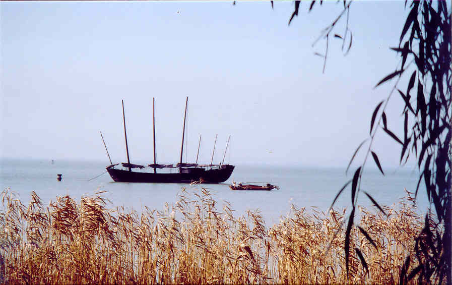 Tai Hu Lake