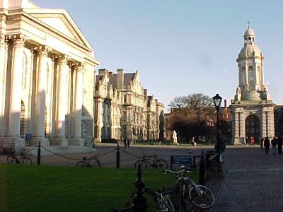 Trinity College, Campanile on the Parliament Square