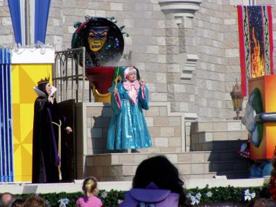 Live Show at Cinderella's Castle 12/20/2002  Oly C-720