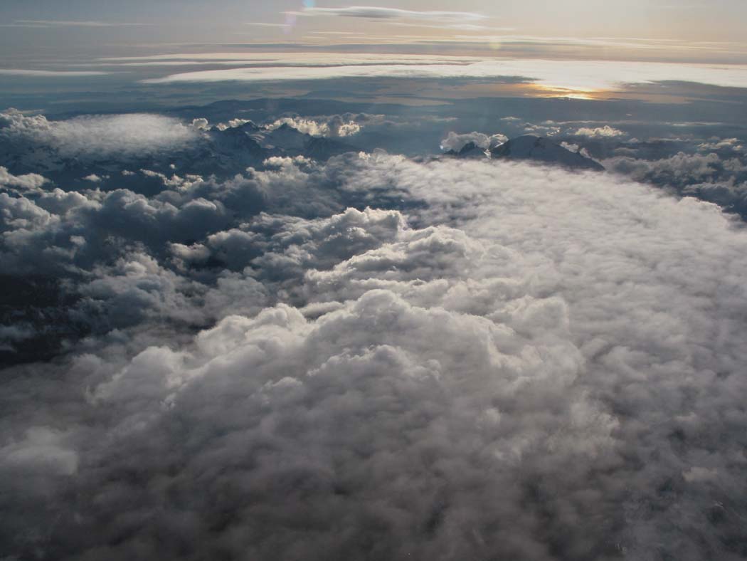 Sunset With Cloud Cover (MtBaker050204-59adjPF.jpg)