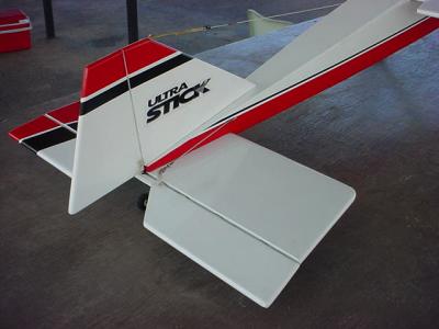 airplane horizontal stabilizer and vertical stabilizer
