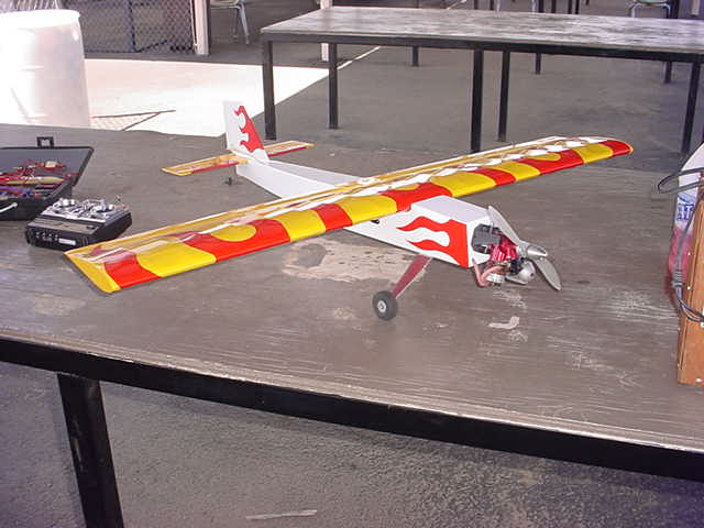 airplane with 2 cycle motor and photo is taken using flash