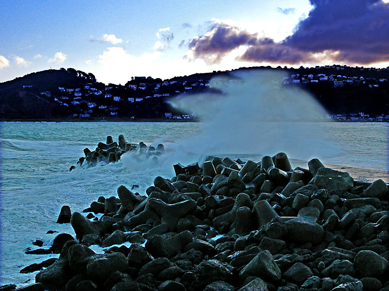 24 August 04 - Waves Breaking over Break Water