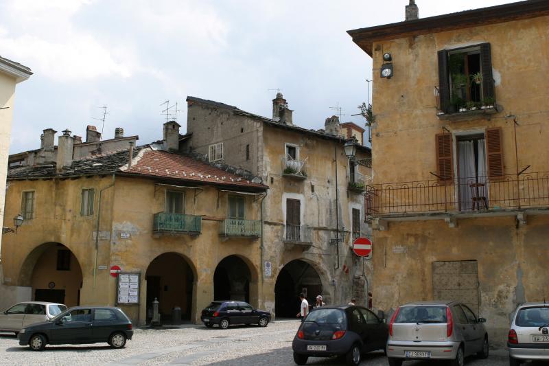 typical street of Suza