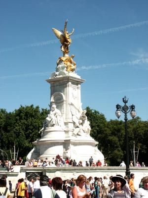 Statue At Buckingham