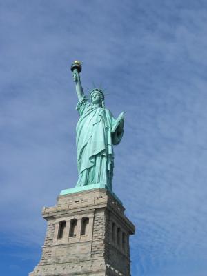 u20/pzonly/medium/36434547.StatueofLibertyII.jpg