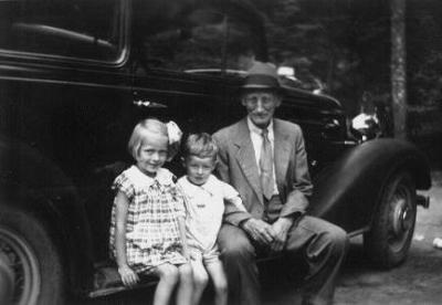 Patty, Jerry, Sam at Cook's Forest Jun 27, 1937
