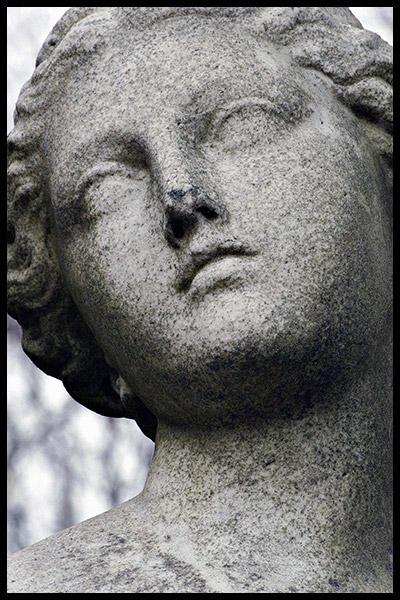 statue #10