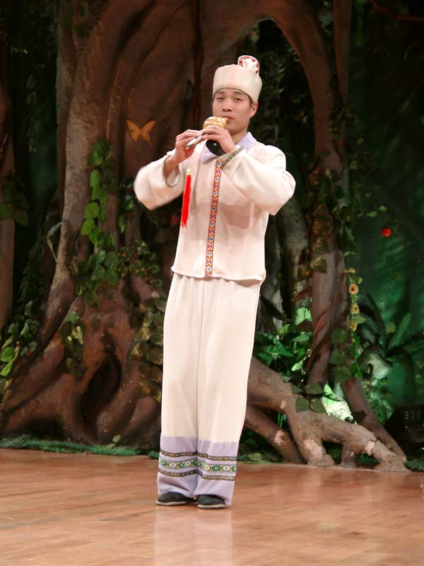 Performer of Seven Colored Yunnan<br />七彩雲南表演