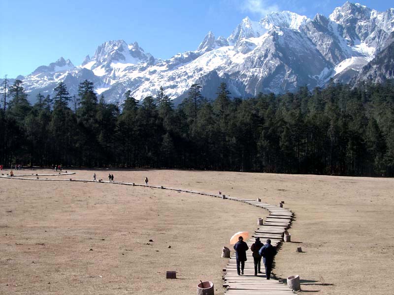 Yulong Mountain Viewed From Yushanping 2<br />雲杉坪遠眺玉龍