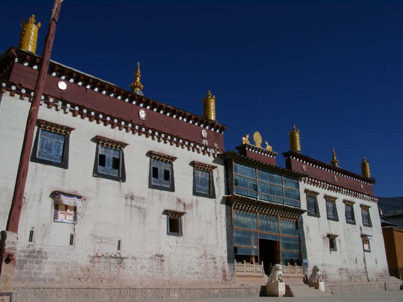 Main Hall of Songzanlin Monastery 2<br />松贊林寺