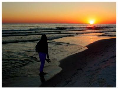 Late Afternoon Walk at Seaside by florg