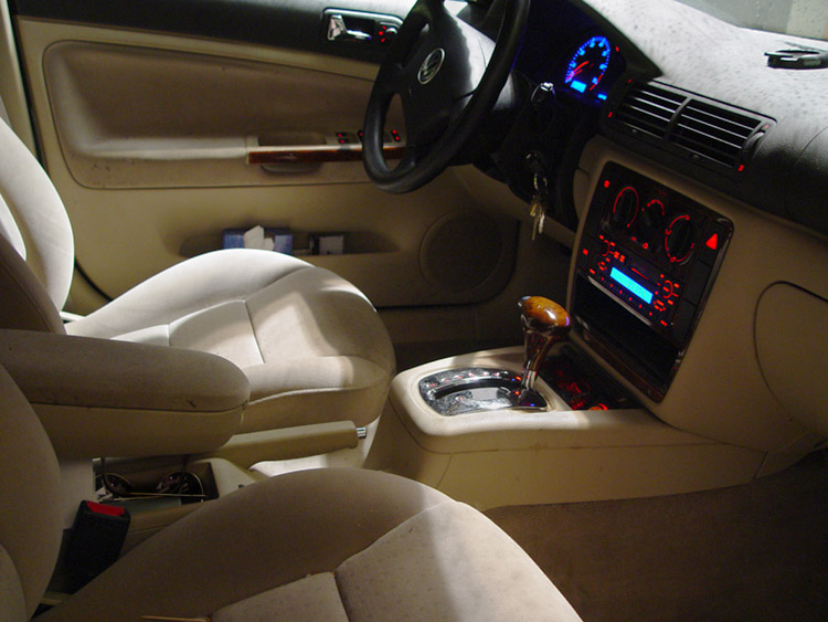 Passat by Night by Eric Hatch