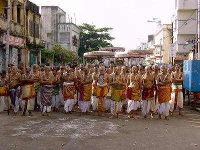 Divya Prabandha goshti on Mmunigal sattrumarai day