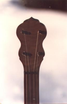 Fretless banjo No. 3 peghead.jpg