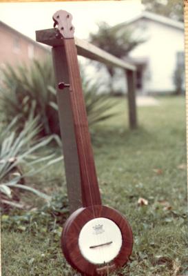 Fretless banjo No. 4 1982.jpg