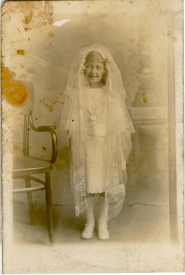 u21/anthonyr/medium/9894598.Communionpicture.jpg