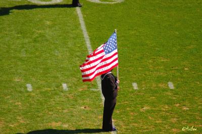 u21/aviben/medium/35190759.PregameUSflagholder.jpg