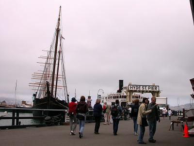Hyde St Pier