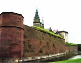 Moat at Kronborg.jpg