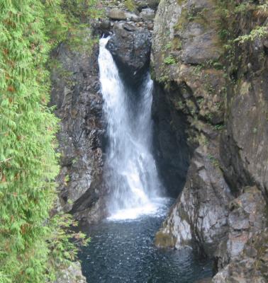 Wallace Falls Hike 10/05/2003