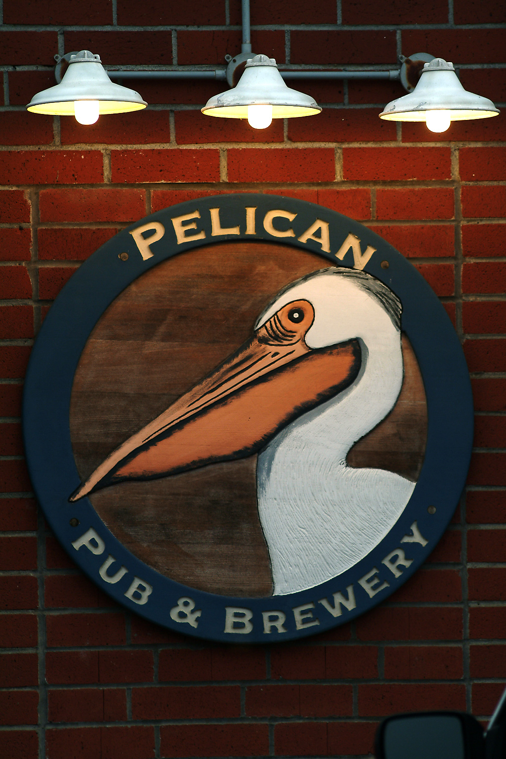 DSCF1070.JPG>50 Pelican sign