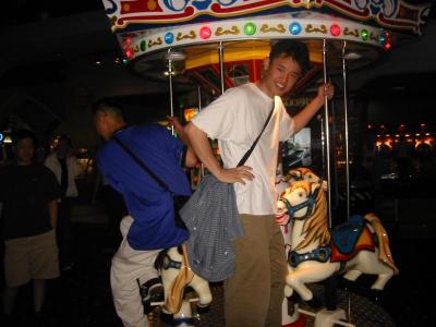 Felix loses to Anna in Pop-a-shot Basketball and thus