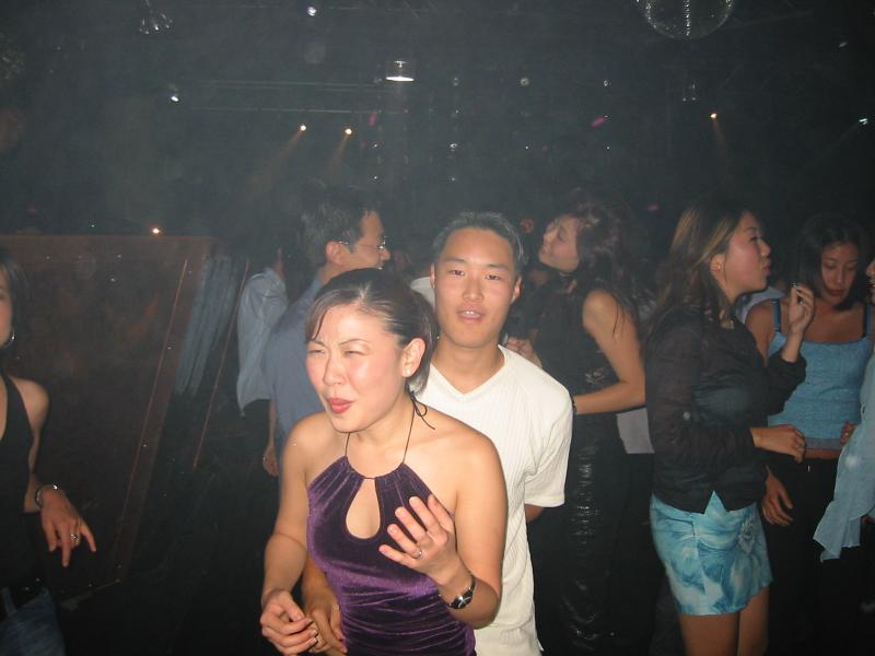 Bahn . insert caption here-