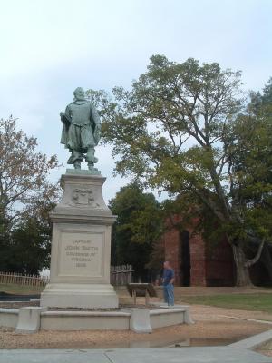 Jamestown_15 - Capt. John Smith Statue - 2