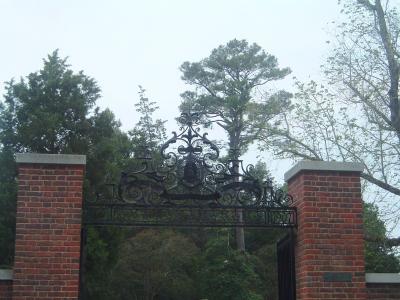 Jamestown_63 - Gate