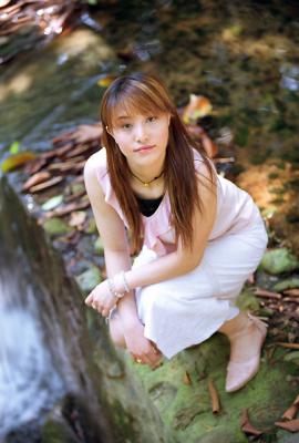 Karly005d.JPG