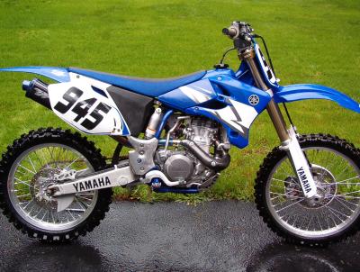 YZ450F with WB Carbon Fiber/Titanium Exhaust