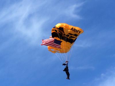 Army Paratrooper drops in to see Titans Play