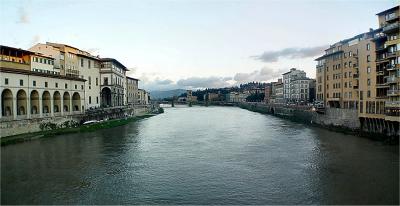 u21/lorenbc/medium/9662923.ponte_vecchio_pano_800.jpg