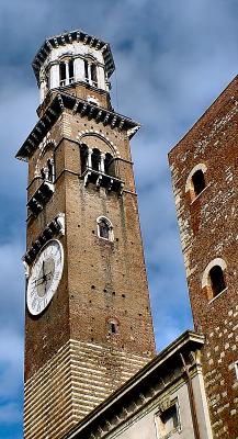 u21/lorenbc/medium/9860025.clock_tower_800.jpg