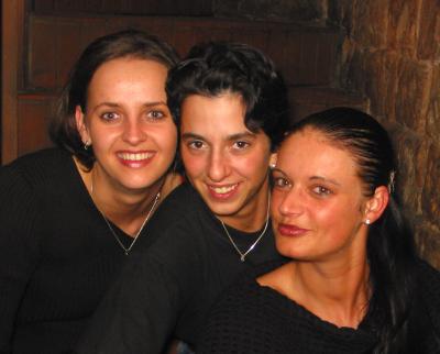 3amigas.jpg