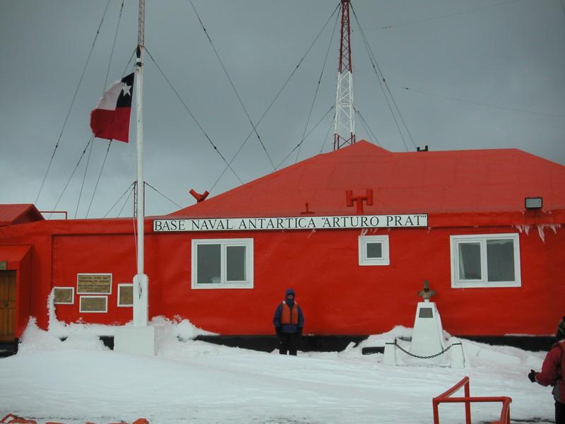 Arturo Prat Base