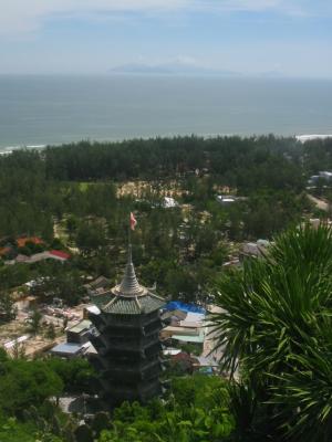 Again the ethereal Cham Islands in the distance of the South China Sea.