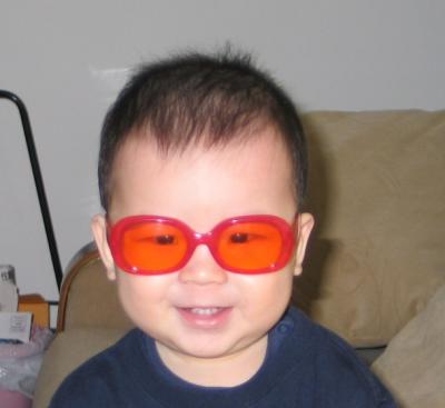 u21/pippo5/medium/35164219.regansunglasses.jpg