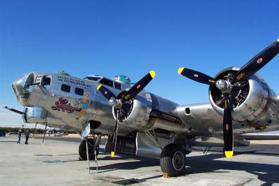 Commemorative Air Force (B-17)