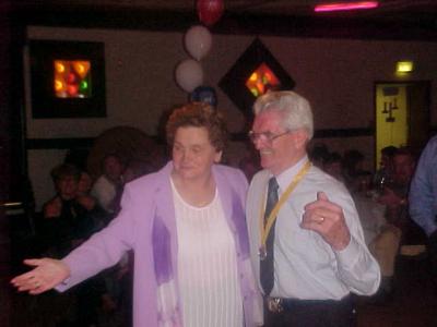 Mom  Dad Dancin.JPG
