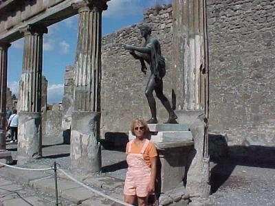 Debbie Pompei 4.JPG