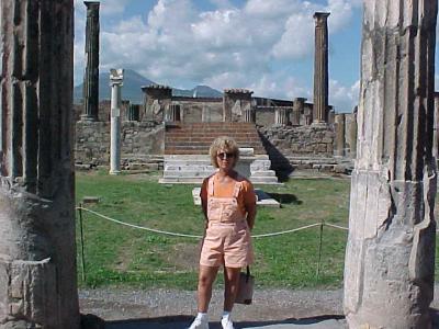 Debbie Pompei 5.JPG